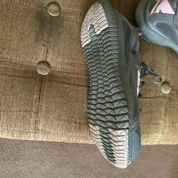 Reebok steel toe shoes - Picture 5 of 5